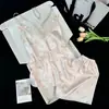 Conjunto de Pijama Sexy de Seda Helada Delgado de Verano con Ribete de Encaje, Camisola y Shorts, Conjunto Casual Holgado Estampado para Casa