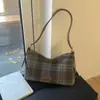 Bolso de Hombro Cruzado para Mujer 2025, Nuevo, Elegante, Versátil, de Moda, Nicho, para Axila, Simple, Casual, para Viajar