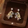 Brincos de Prata com Tarraxa e Pingente de Pônei Cravejado com Diamantes, Exquisitos e Elegantes para o Ano de Nascimento, Brincos Versáteis com um Toque de Luxo Leve e Acabamento de Alta Qualidade