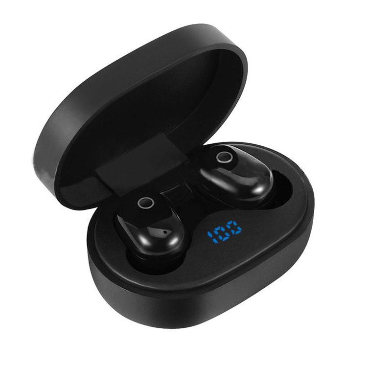 12521222107_266660954