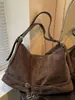 2026 Nova Bolsa Tote Camurça Versátil Tendência de Nicho para Mulheres, Bolsa de Ombro Transversal Grande Capacidade para o Dia a Dia, Bolsa Simples Feminina