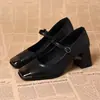 Sapatos de Salto Baixo Quadrados de Metal Retrô Primavera/Outono 2026 para Mulheres, Tira Única, Salto Bloco, Solado Macio, Confortáveis, Versáteis
