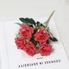Flores Artificiais de Alta Qualidade, Buquê de Rosas com 5 Cabeças, Arranjo de Flores Artificiais para Decoração de Casa, Atacado do Fabricante, Adereços para Fotografia de Casamento
