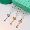 Collar Colgante de Cerradura de Llave Simple Popular Estilo Europeo y Americano para Mujer Moda Ol Corto Clavícula Micro-pavimentado con Circonita
