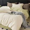 Conjunto de Flanela Espessa de Algodão de Fibra Longa para Outono e Inverno, Conjunto de Quatro Peças, Capa de Edredom 100% Algodão, Lençol de Cama, Cor Sólida, Simples, Estilo MUJI