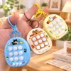 Mini Llavero de Batalla Puzzle Tres en Raya Consola de Juegos Electrónica para Aliviar el Estrés Juguete para Padres e Hijos Colgante Pequeño Interactivo para Parejas