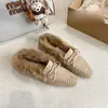 Zapatos peludos cálidos que aumentan la altura para mujer en otoño e invierno, con forro de felpa, suela plana, estilo mocasín coreano y mules slip-on para ponérselos fácilmente.