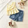 26 Moda exterior transfronteiriça infantil de verão novo top de um ombro com babados + calça jeans vintage, perfeito para férias na praia