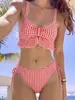 Nuevo Bikini Retro Europeo Americano a Cuadros Rojos y Blancos con Volantes Lazo Tira Hueca Cordón Lateral Traje de Baño de Dos Piezas para Mujer
