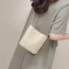 2026 Verão Nova Bolsa Pequena Feminina Bolsa de Ombro Transversal Feminina Bolsa de Balde Tecida Fashion para o Dia a Dia