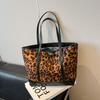 Bolso Tote Versátil de Moda Coreano para Mujer 2025 Nuevo Bolso de Hombro de Gran Capacidad para el Trabajo Bolso Casual de Axila para Mujer