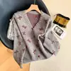 Colección nueva Otoño/Invierno 2026: cárdigan de punto, estilo dulce, bordado, con abalorios, cuello en V, corte holgado, prenda exterior para mujer, moderno