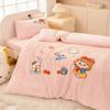 Tipo Otoño e Invierno una Manta de Felpa de Leche Bordada Cubierta de Cama de Guardería Juego de Tres Piezas Relleno de Colcha de Algodón para Niños Juego de Seis Piezas