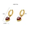Aretes colgantes de acero inoxidable en forma de corazón vintage estilo francés para mujer, oro de 18k, no se decoloran, lujo ligero, elegantes aretes de acero de titanio