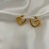 Brincos dourados estilo francês amor vento frio retrô estilo Hong Kong brincos 2024 nova moda celebridade da internet mulheres