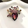 Nuevo Broche de Flor de Lujo Ligero de Alta Gama para Mujer, Diseño de Artesanía Pesada Broche de Animal con Diamantes, Accesorio Grande para Ropa