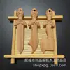 Accesorios para espadas de madera de durazno al por mayor Accesorios para espadas y hachas DIY para niños Llavero colgante de espada de madera de durazno al por mayor