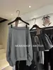 Thirteen Lines 2025 Otoño Temprano Nuevo Estilo Coreano Moderno Más Fácil de Combinar Delgado Hombro Oblicuo Manga Larga Suéter para Mujer Holgado Casual Superior