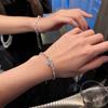 Pulsera nueva de lujo ligero con diamantes completos plateada estilo coreano, pulsera de alta gama, diseño nicho, viento frío, Invierno Red