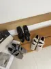 Zapatos Individuales Retro Franceses de Lunares Grises Suaves con Punta Cuadrada de Corte Bajo que Aumentan la Altura Interior para Mujer con Cordones Par con Falda Zapatos de Ballet Mary Jane