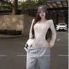 Camisa Blanca de Encaje con Cuello Redondo y Mangas Largas Estilo Hot Girl para Mujer en Invierno, Camisa Base Ajustada a la Cintura, Prenda Interior de Deseo Puro Top de una Pieza
