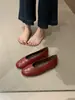 Estilo Europeu2026 Outono Inicial Nova Moda Estilo Coreano Bico Redondo Plano Corte Baixo Sapatos de Uma Peça Versáteis para Mulheres Sapatos de Vovó