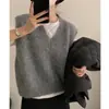 Chaleco de punto con cuello en V para mujer, nuevo estilo otoño e invierno 2025, holgado y casual, adecuado para usar en capas, chaleco base tipo suéter, algodón