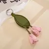 Llavero Minimalista Estilo Ins de Cuero Repujado Tulipán, Decoración Versátil de Verano, Colgante para Bolso, Accesorio para Teléfono, Regalo