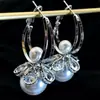 Pendientes de Flor de Perla de Circonita de Aguja Plateada Franceses Exquisitos Múltiples Usos de Botón Moda Pendientes de Lujo Ligero para Mujeres con un Toque de Alta Gama