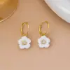 Ear Cuff Flor de Resina com Pedras Strass Coloridas Estilo Floresta Super Fada Verão Pequeno Fresco Simples Temperamento Versátil Brincos Doces