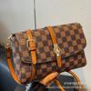 Bolso Pequeño Versátil de Moda con Textura de Gama Alta para Mujer Nuevo Estilo 2026 Bolso de Hombro Elegante Venta Caliente Transfronteriza Bolso Pequeño Cuadrado Cruzado
