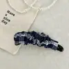 Pinza para el pelo de tela de estilo coreano con lunares, con un toque de alta gama, pinza de tiburón para otoño e invierno para la parte trasera de la cabeza, diseño moderno para cabello grueso