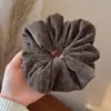 Nuevo Scrunchie de Color Sólido Flocado de Otoño Temprano para Mujer, Goma para el Cabello Atmosférica, Cuerda para Moño Grande, Accesorio Simple para el Cabello