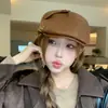 Venta al por mayor 25 Años Otoño e Invierno Nuevo Circunferencia Grande de la Cabeza Cuero de PU Nicho Sombrero Adelantado para Mujer Beret Retro Británico
