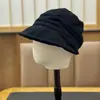 Moda Nueva de Primavera y Verano Estilo Coreano Sombrero Octagonal para Mujer, Sombrero de Pescador, Gorro para Adelgazar la Cara, Gorra de Béisbol Delgada Transpirable de Ala Corta