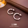 Pendientes de Aro Geométricos de Cuentas de Aguja Plateada Diseño de Nicho Minimalista Francés Pendientes Versátiles Accesorios para Orejas de Moda para Viajes Diarios para Mujeres