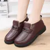 Botas de Neve de Moda Nova de Inverno com Forro de Lã, Espessadas para Aquecimento, Couro Impermeável Slip-On Sapatos de Algodão com Solado Macio para Mulheres