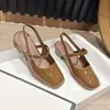 Sandálias de Cunha de Cristal para Mulheres, Nova Moda de Verão Estilo Francês, Adequadas para Uso Externo, Compras, Antiderrapantes, Comércio Transfronteiriço