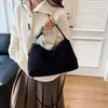 Bolsa Tote Grande de Moda Casual Tendência para Mulheres, Nova Coleção Outono/Inverno 2025 Vintage de Ombro Transversal de Pelúcia para Mulheres