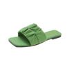 Sandalias planas de talla grande para mujer 2023 Verano nuevo estilo coreano plisado celebridad de Internet moda cómodas para exteriores playa zapatos zapatillas