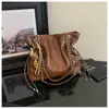 Bolsa Tote de Corrente com Cordão, Novo Modelo 2025, Estilo Elegante de Pequena Fragrância, Bolsa de Mão de Grande Capacidade para o Dia a Dia, Bolsa de Ombro