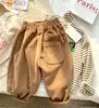 Calça de Veludo Liso para Meninos Primavera e Outono Novo Estilo Calça Casual para Bebê Menina Calça Solta Versátil para Bebê