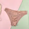 Calcinhas de algodão puro sexy com entrepernas europeias e americanas transfronteiriças, renda doce cor sólida com acabamento em algodão, moda íntima feminina