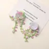 Original Flor Silvestre Verde de Principios de Primavera Mar de Borlas Flor de Ratán DIY Festivo Mori Pendientes Pinza Lateral para Mujer Broche Adhesivos de Tela para Vestido