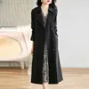 Trench coat preto para mulheres, comprimento médio, novo estilo primavera e outono 2026, casaco longo estiloso e moderno
