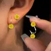Pendientes Espirales de Acero Inoxidable con Forma de S, Bolas de Diamante Completo de Arcilla Cerámica, Diseño de Nicho, Pendientes de Lujo de Alta Gama, Tachuelas para Cartílago Auricular Fabricante