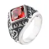Anel Retro Personalizado de Aço Titânio com Diamante Multicor Tendência Retro Masculino Punk Anel de Renda de Aço Inoxidável Venda Direta da Fábrica
