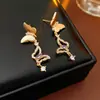 Brincos Pingente de Pônei Banhados a Ouro Real Colar Ano Zodiacal Moda Corrente de Suéter Levemente Luxuosa Conjunto de Joias Simples para o Dia a Dia