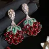 Pendientes de uva con forma de gota de rubí sangre de toro austriaco, tachuelas de circonita de lujo ligero y de alta gama, pendientes lujosos estilo palacio