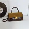 2026 Bolso Cruzado Simple de Moda Nuevo y de Moda, Bolso de Hombro Retro Elegante de Alto Valor con Personalidad y Sensación Relajada, Contraste de Color